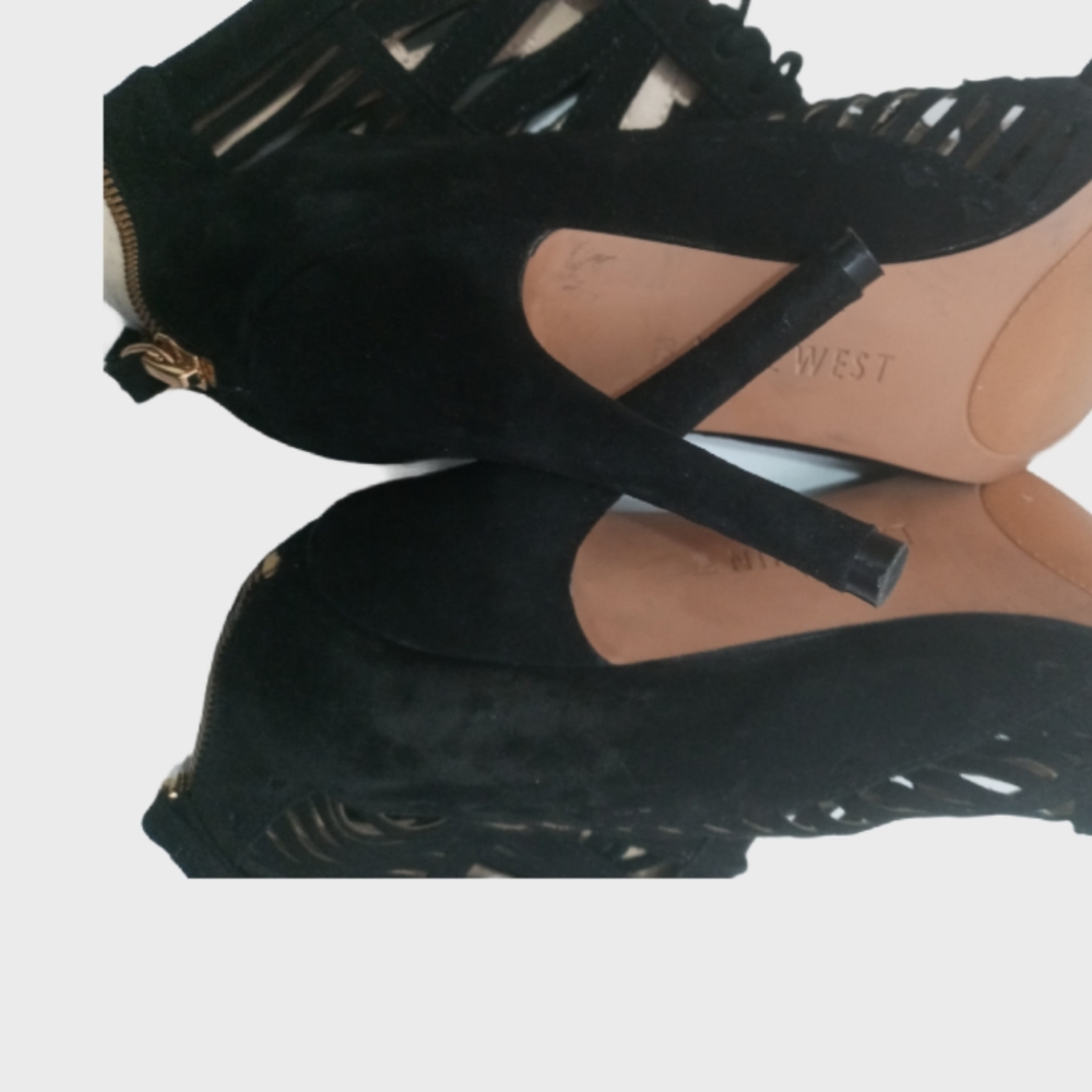 Nine West Shoes/ Heels/ Color Black Size 9M - Picture 2 of 8